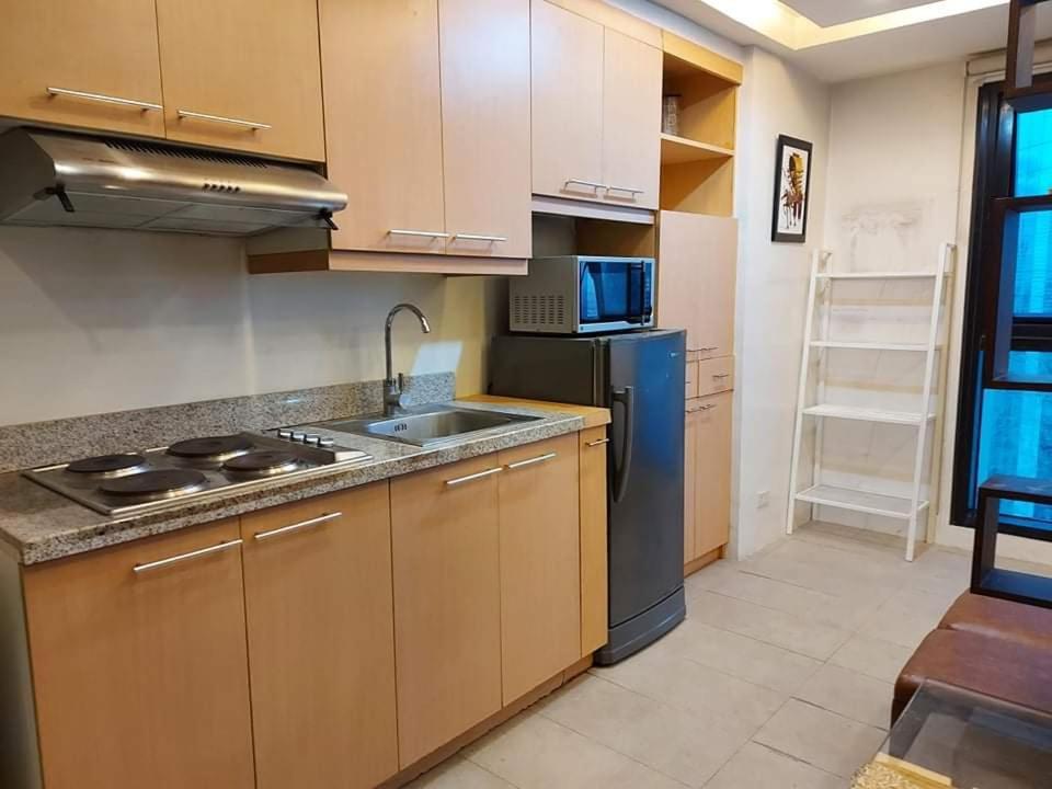 Family Staycation With Pool Manila Exterior foto